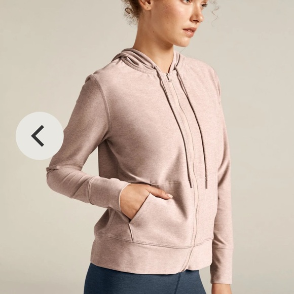 Beyond Yoga Space Dye Everyday Hoodie. - Picture 3 of 8